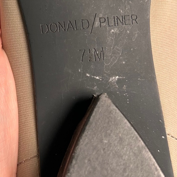 Donald Pliner Issa Low Heel Loafer Pump Size 7.5 - Picture 3 of 7